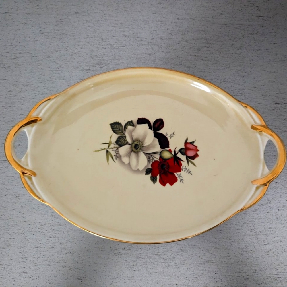 Vintage dish
